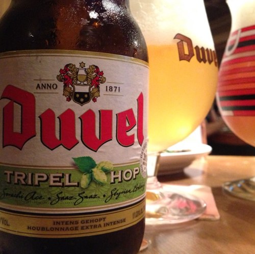 俺は酒が飲みたいんじゃない。ビールが飲みたいんだ！ヨーロッパ周遊して以来、ビールの虜。一番好きなビールはDuvel Tripel Hop 80年生男性。B'zも好き