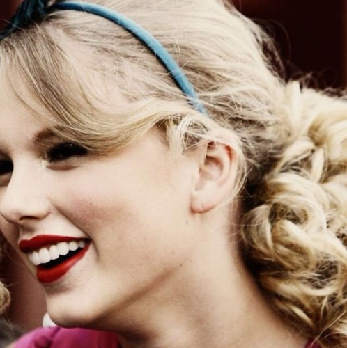Taylor Swift, otherwise known as my everything.