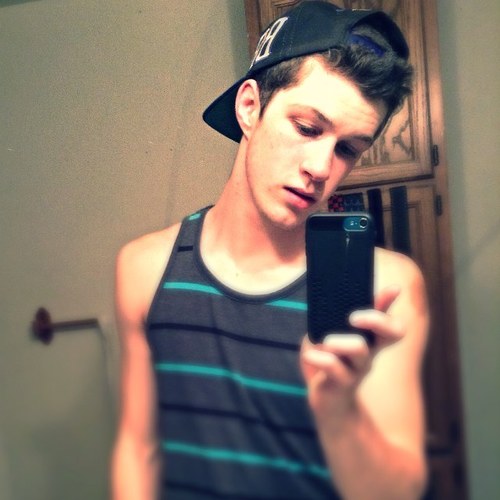 Shane Steeler Clark. 18 years old. Whatsss uppppp!