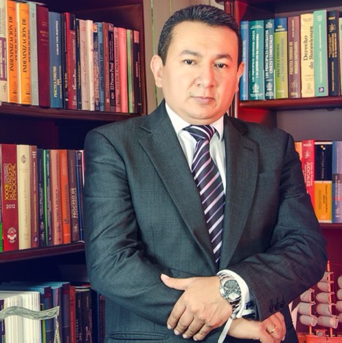 Abogado, especializado Derecho Laboral y Relaciones Industriales; Gerente Rodríguez & Correa Abogados Ltda.