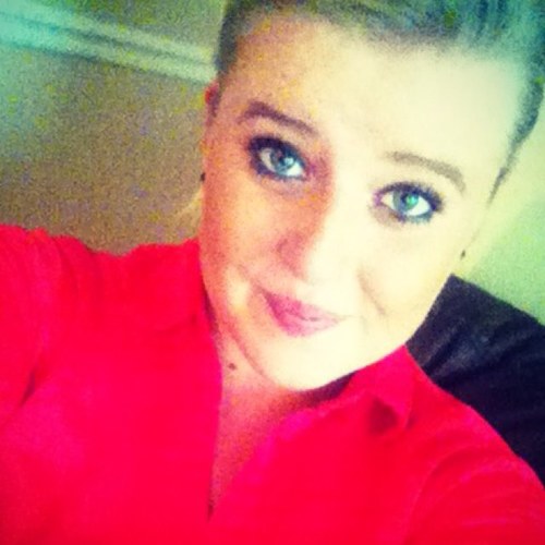 Gabby, 17 , in a relationship with Keith Diamond, senior at Belfry high School