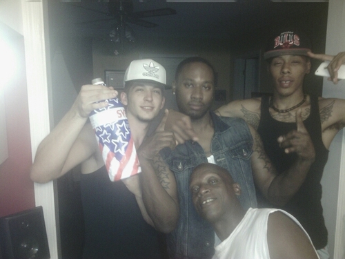 Dont believe me, jus follow;) oan i love dat loud pacc!!!
