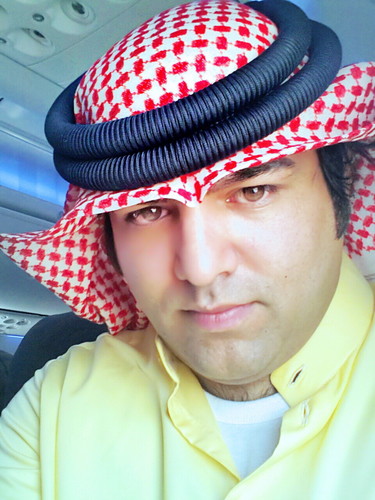 ‏لا تفوح رائحة الكعك الزكية إلا حين تمسها حرارة الفرن .... كذلك احلامنا لن تنضج مالم تمسها قسوة التجارب