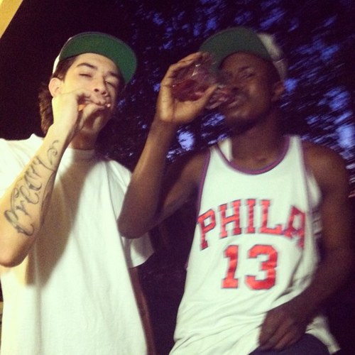 MobMarley420's profile picture. Fuck it shit happens