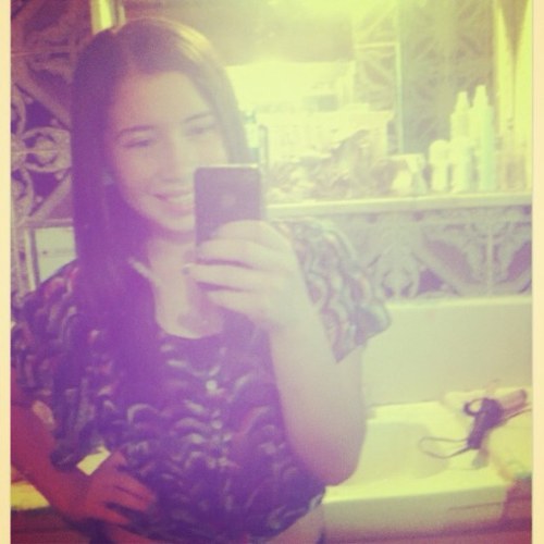 Av02648476Avila's profile picture. Powder your noes, Paint your toes, Line your lips & keep them closed! Cross your legs, Dart your eyes & Never let Um see you cry.