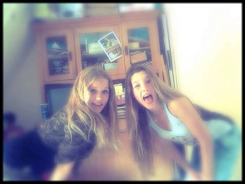Dancer at lucia marthas ∞ isw poeldijk ∞
 If you wanna know me, follow me! 
∞ friends♡ ∞ family♡ ∞ insta: desteneyxx ∞                             Dancefloor.