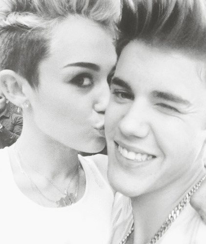 Believe ♥ @MileyCyrus & @justinbieber follow me please.. @MileyCyrus and @justinbieber are my heroes ∞ ♥ I'm French : #Smiler #Belieber ∞