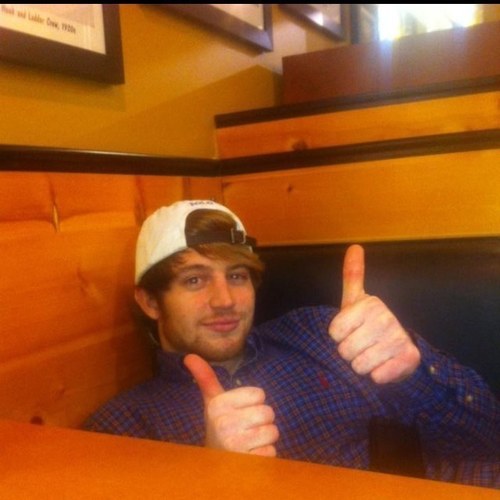 will1067's profile picture. 