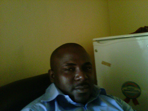 Am kool,nice and gentle..I love meeting friend