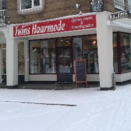like ons op facebook; twins haarmode oss