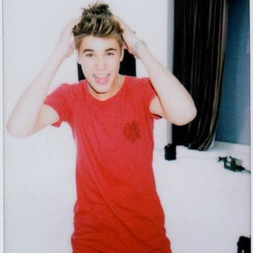 profile by @jbiebers1stfan @xhelloromeo makes me smile. ∞