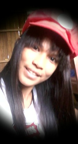 otaku, jobless, weirdo pero matalino, i love j-pop & j-rock!!  NO BOYFRIEND SINCE BIRTH but it's ok i'll find some day..