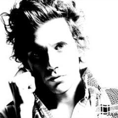 ihartmikaa's profile picture. I can be green I can mean I can be everythan more. Why don't you like me? Why don't you like me? Why don't you walk out the door. 
~Mika