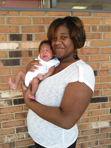 I have a pretty lil girl name brooklyn lachelle Harris and a wonderful hubby name daquan Harris n I'm stepmother to his son Jr which I love like he's my own