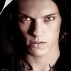 Nefilim.Criado por los Lightwood, mis hermanos. Sexy.¿Clary?mi fuerza y debilidad.Hermano adoptivo de@LucyW_ITH  @Rue_ITH y @BeatriceP_ITH
