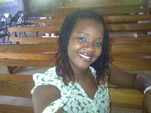 i'm a happy person in love with God n willing to wrk for Him