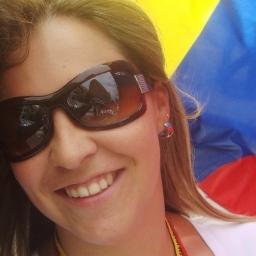 Administradora, Especializada en Finanzas y Administración Pública, estudios de Maestria en Planeación para Desarrollo y Gerencia, Gobierno y Políticas Públicas