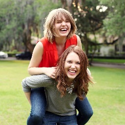 Taylor & Lauren Skillen. Sisters. Cohorts. Related to gingers...so close.