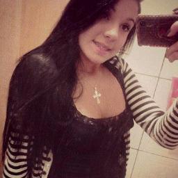 Mulheres são oque são, e não oque vocês querem que noz sejamos, por que mulheres são a razão e a atração que os homens mais desejam...!