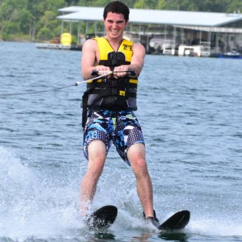 Aaron_911's profile picture. 