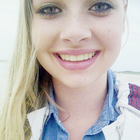 ik hou van mn poeppie xx isabel  | insta: anneleinvz