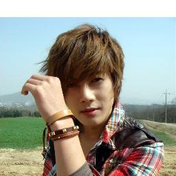 muhd alif iqbal :) 13tahun .