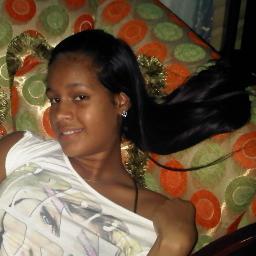 Soy Una persona Sencilla Amo a Dios sobre todas las cosa *-* ...!!