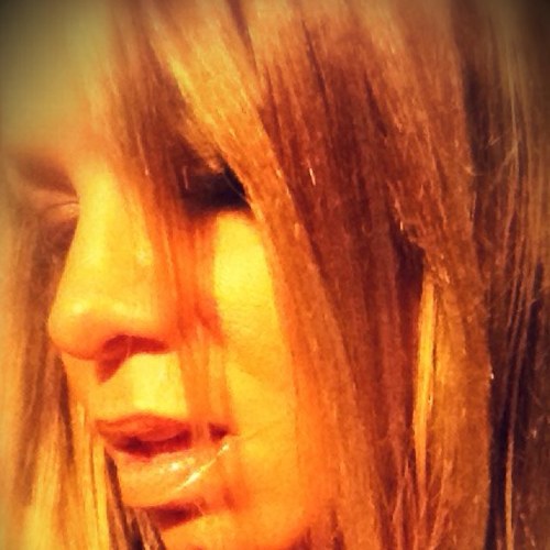 I'm a liscened aesthetician, and make up artist. My passion is skin care, and Make-up is my art!!! Living my life, and loving every second of it!!!! Besos!!