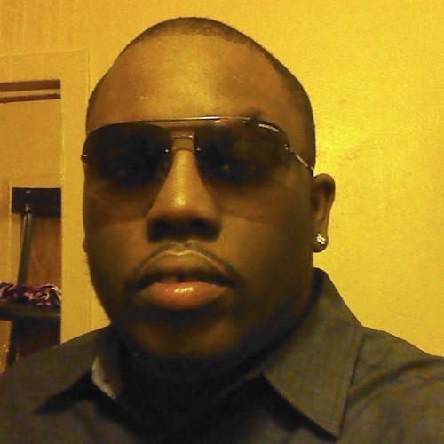 No longer co-owner of everyman studio  but its still #TEAMQB
S.i.n.y(booth bully) #TEAMQB