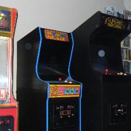 Huge #Tecmo #Niners & #Zelda Fan -- love to collect stuff for my retro gaming store, Ben's Game Zone. I pay well for for stuff & enjoy interacting!
