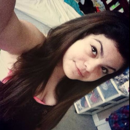 Paulways a Devinigga and a Directioner and Belieber ! 0/5 follow i play guitar &im in gymnastics @OfficialPaigeT replied 2x
