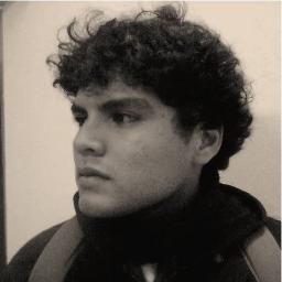 Comunicador Audiovisual, amante de la fotografía,Creativo,Socialista, revolucionario de mente y en alma. Luchador de ideas.