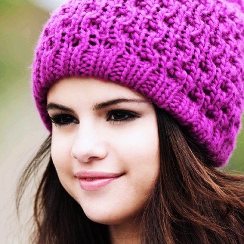 _SeleGomiz's profile picture. Sele Gomiz desde Agosto del 2010, y pues no se me ocurre nada que poner así que adios jeje ♥