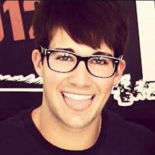 EricMonHRP's profile picture. Music, Family & Friends, School. Seems good. Taken by the beautiful Skylar. ❤