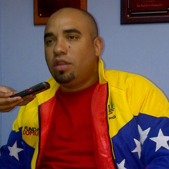 Militante del PSUV y del Frente Francisco de Miranda, Miembro del Ejercito del Comandante Supremo Hugo Chávez