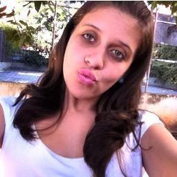 A nossa vida tem 4 sentidos: amar, sofrer, lutar e vencer. Então ame muito, sofra pouco, lute bastante e vença sempre. $$
