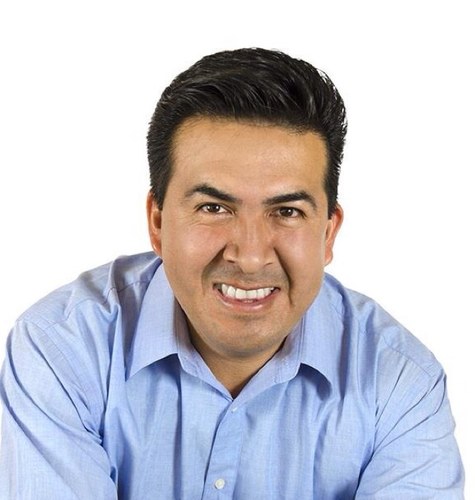 Panista comprometido con las mejores causas ciudadanas. Ex-Alcalde de Tlaxcala Capital.  (2014-2016)