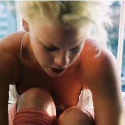 MonicaRuggeri4's profile picture. PINKKKKKKKK - Bmá13