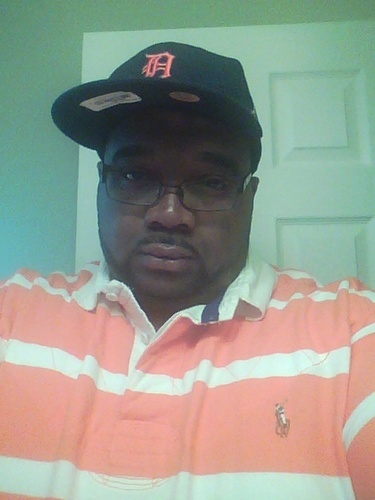 If U Don't Fuk Wiff Fat Niggas, Stay Out My Dm's