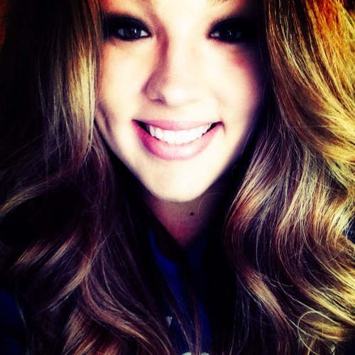 AliciaaaDee's profile picture. 