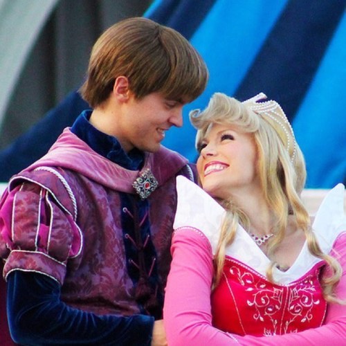 I know you I've danced with you once upon a dream... |Disney RP|