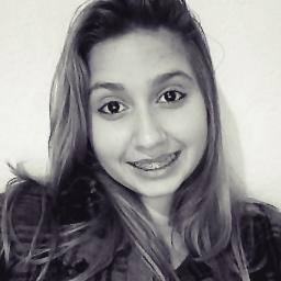 A amizade desenvolve a felicidade e reduz o sofrimento, duplicando a nossa alegria e dividindo a nossa dor.