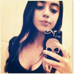 lauramilo_'s profile picture. 