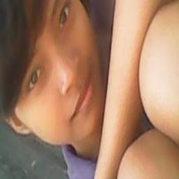 Teresia Kartika cweg imut, unik, lucu, ska tertawa, mnis,