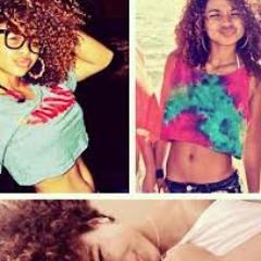 Hi Crystal India and paige and johnna follow us we follow back all single