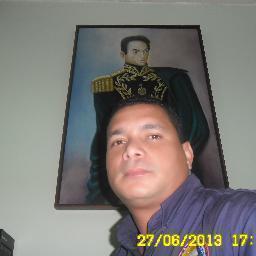 Fiel a los ideales de Chavez y la valentía de Sucre.