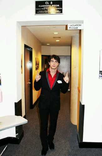 IcehoundOwen_M's profile picture. 