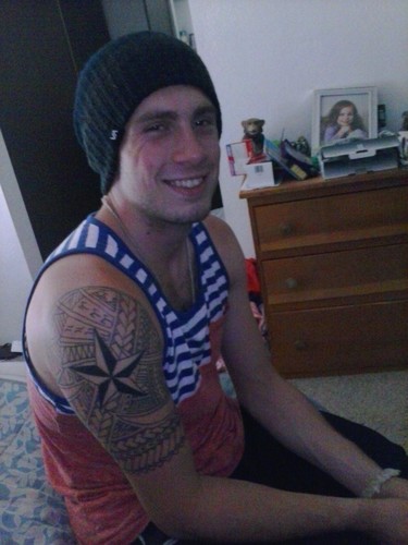 bereef09's profile picture. My name is Brandon i currently live in Sacramento Ca, im in the United States Army as an infantryman my unit is 11th X-Ray division and i love to have fun:))