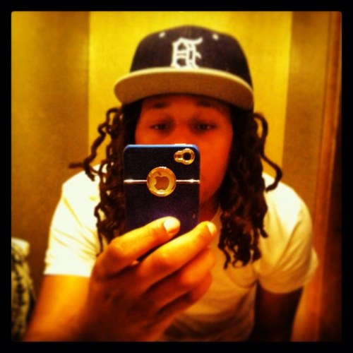 im a pittsburgh producer/rapper looking for the money and trying to stay a float