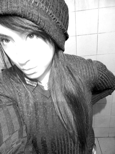 slowbro_bam's profile picture. 20 años, lolita, gamer clásica, de vez en cuando me creo fotógrafo y algún día haré un cosplay de Jun the swan